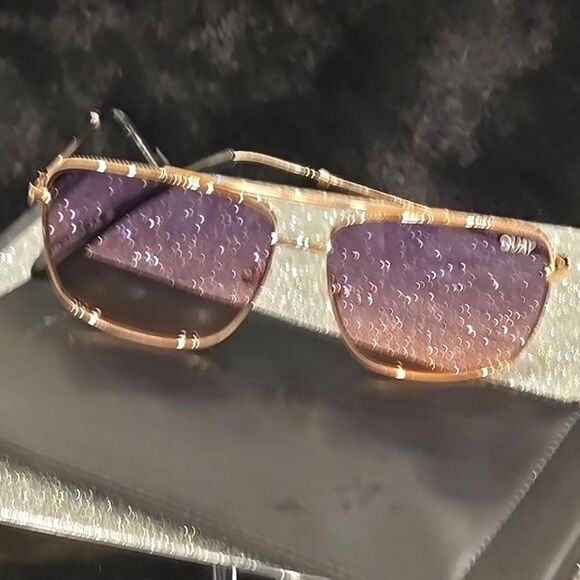 Quay Australia Hot Take 51MM Gradient Aviator Sunglasses - Picture 7 of 11